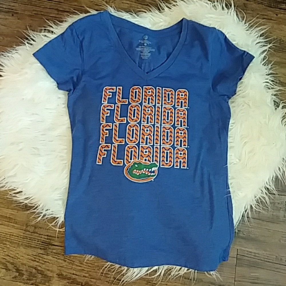 Women's size Med Florida Gators tshirt